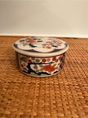 Vintage Imari Porcelain Floral Trinket Box with Lid -Orange & Blue Floral Design